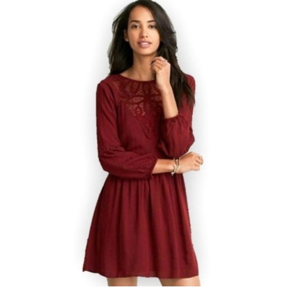 American Eagle Lace Fit & Flare Mini Dress Small Burgundy Long Sleeve Open Back